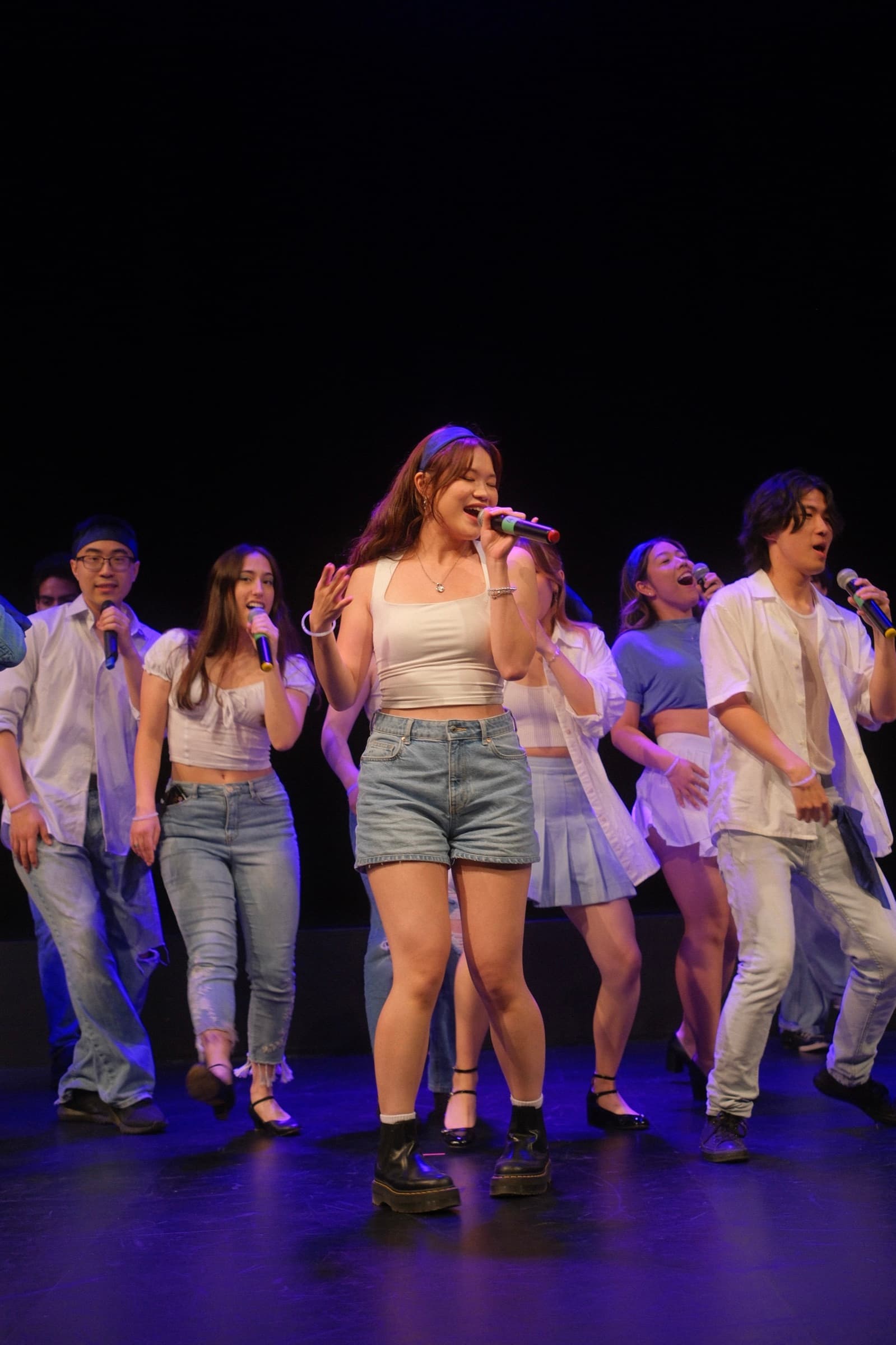 ACAPELLA 33