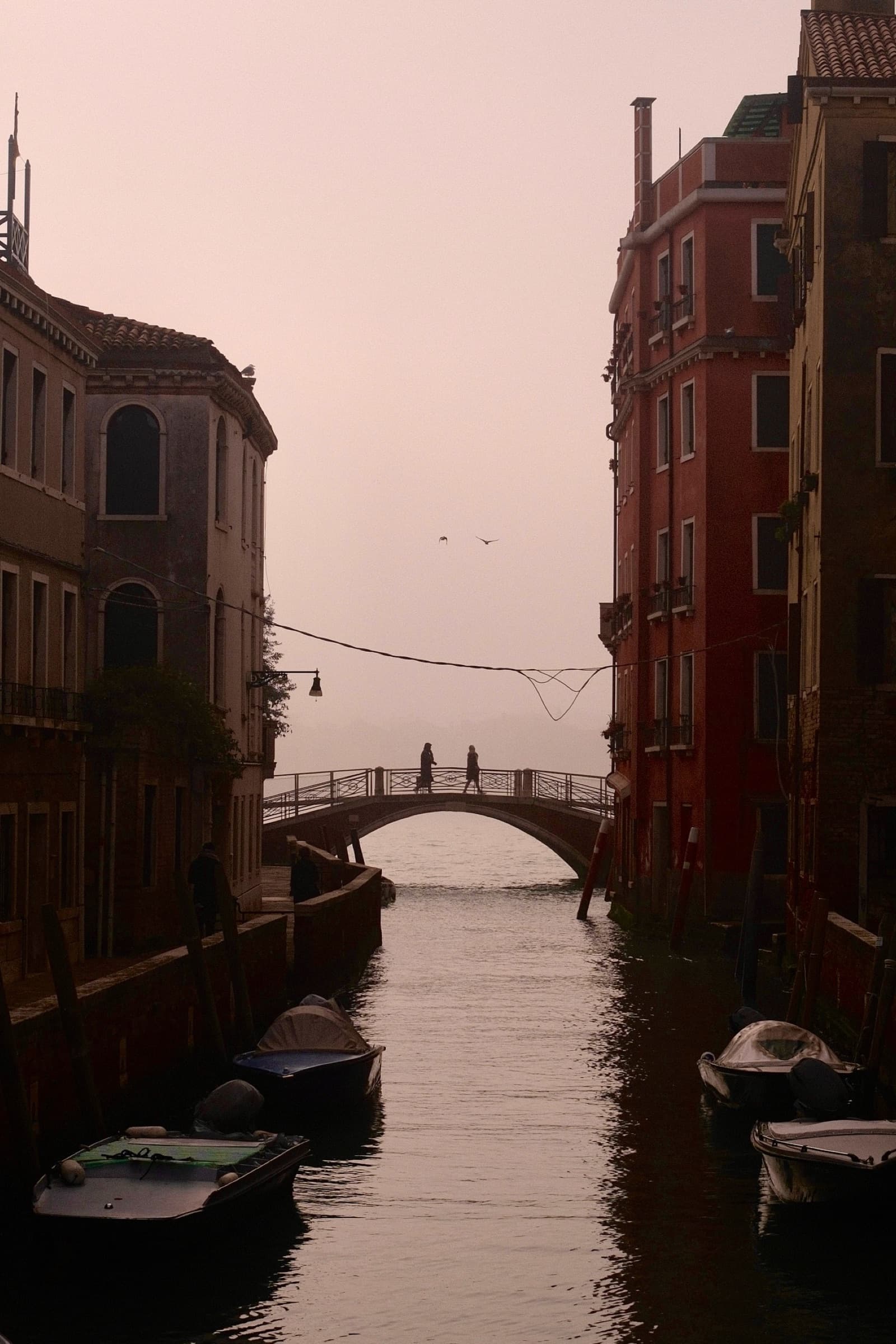 TRAVEL 16